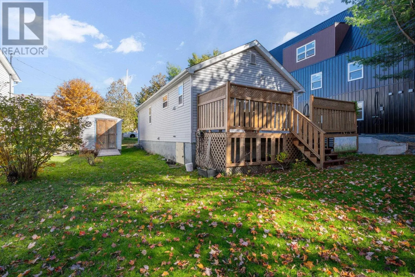 21 River Road
