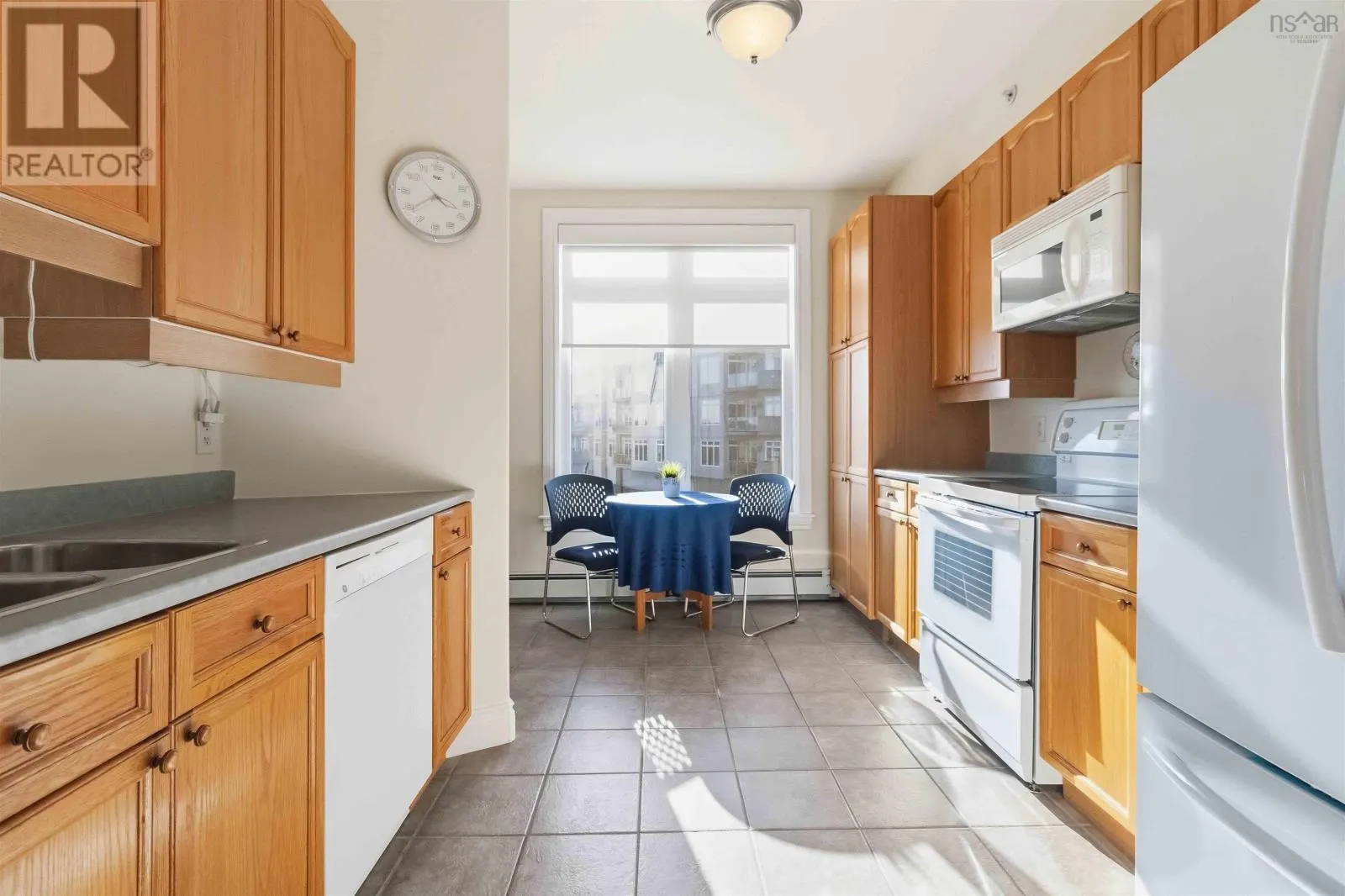 312 79 Bedros Lane