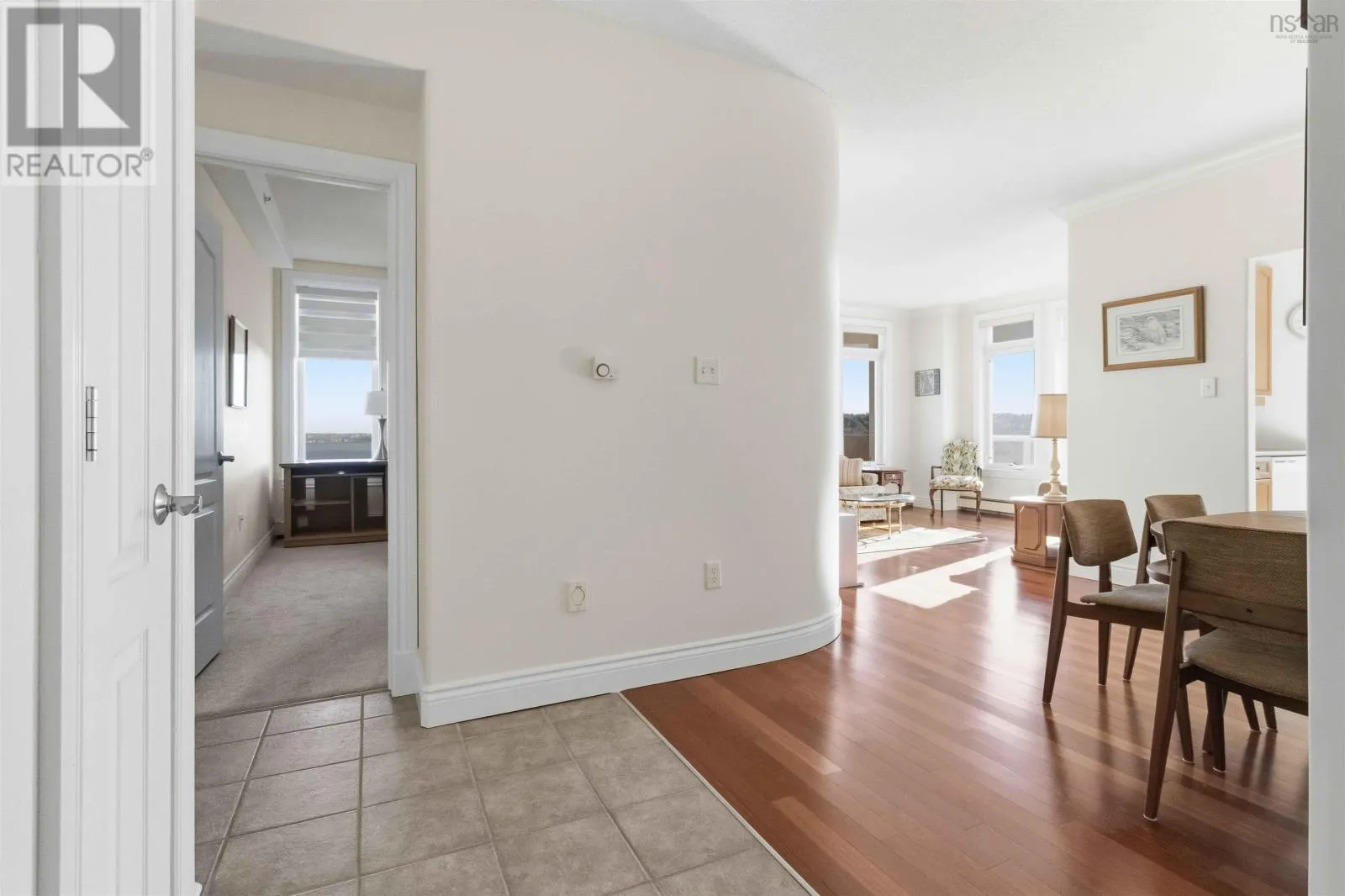 312 79 Bedros Lane