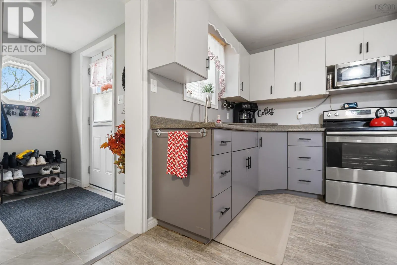 14 Grandview Avenue