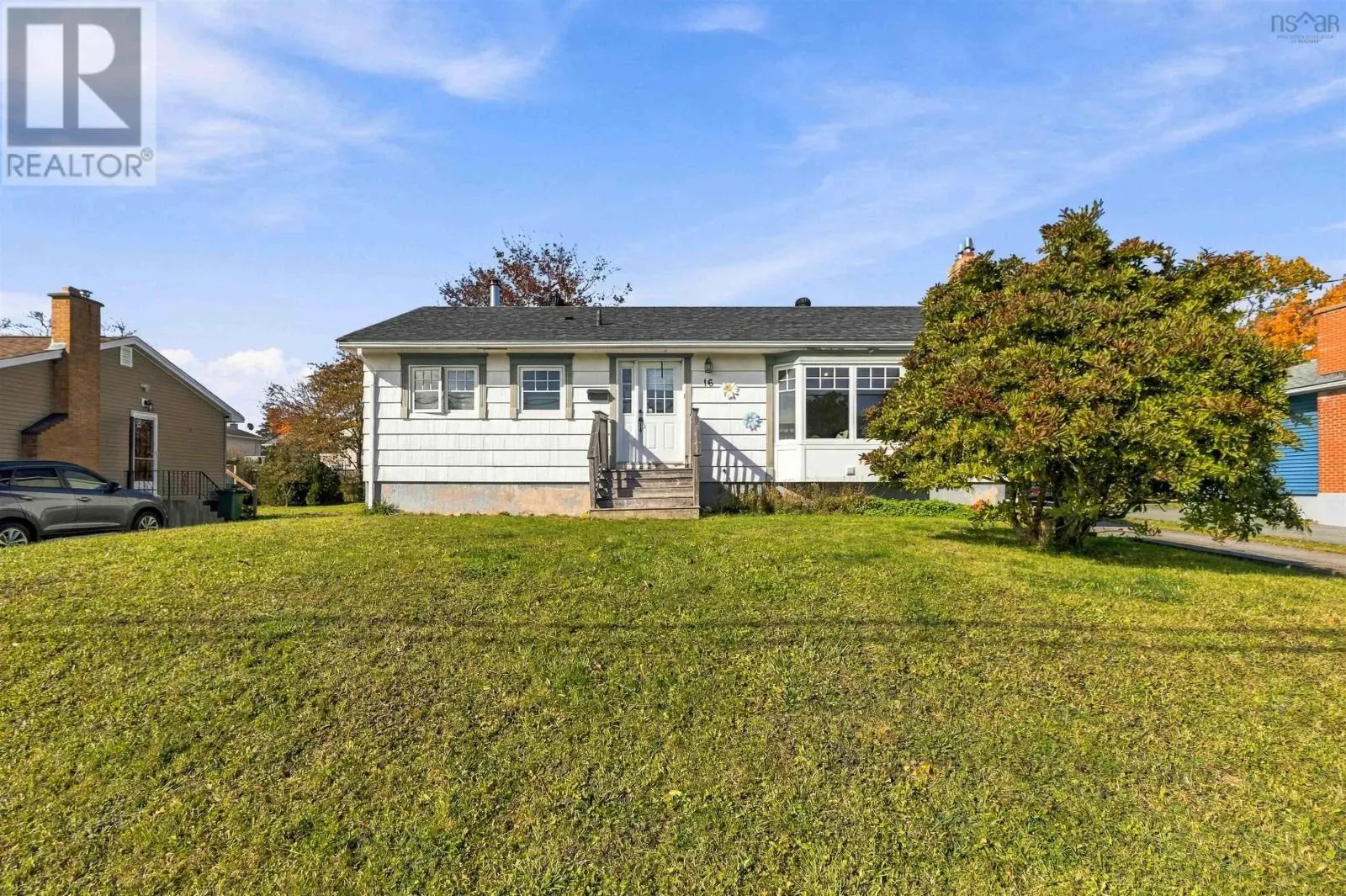 16 Laurie Drive Drive