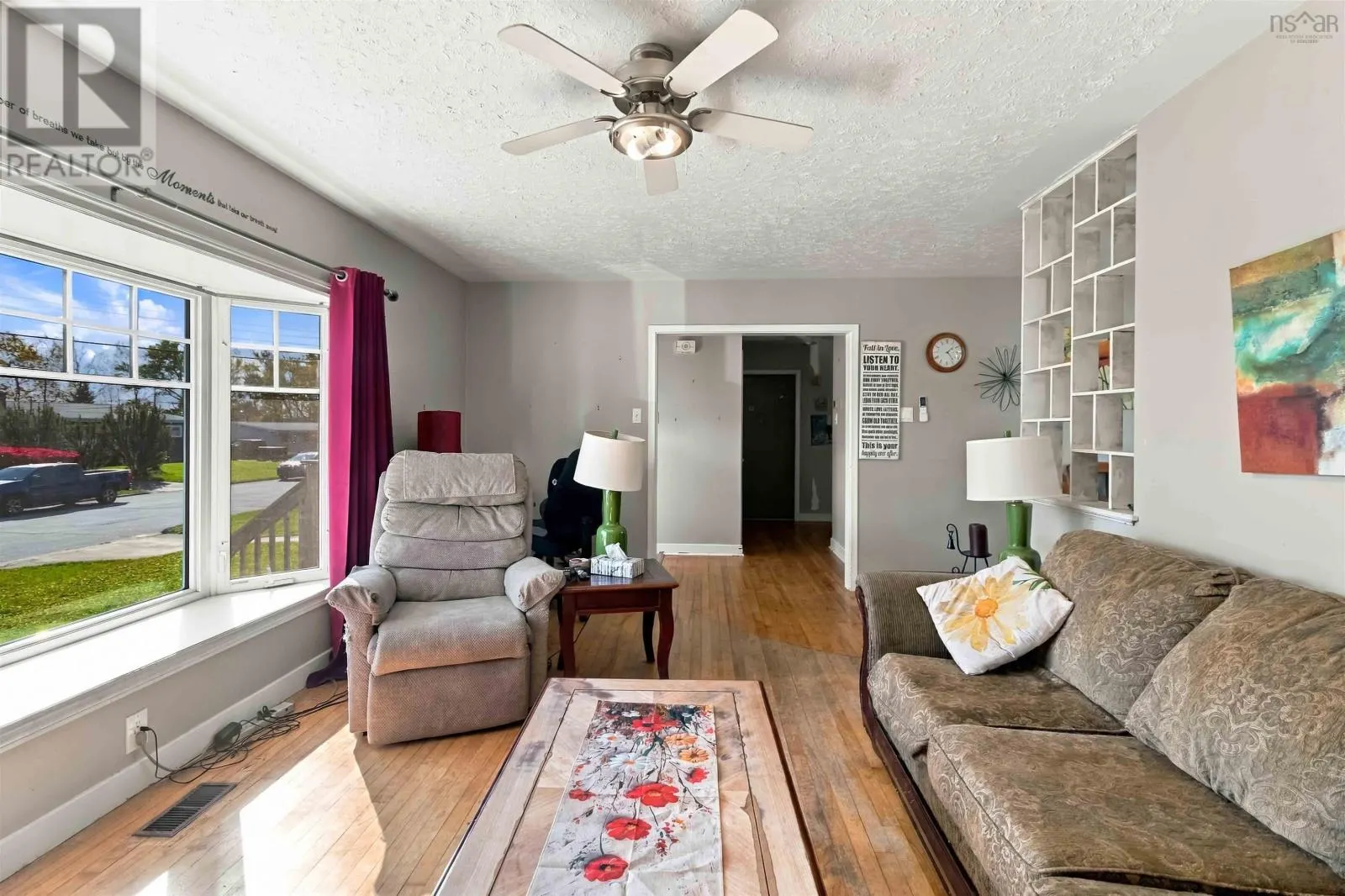 16 Laurie Drive Drive