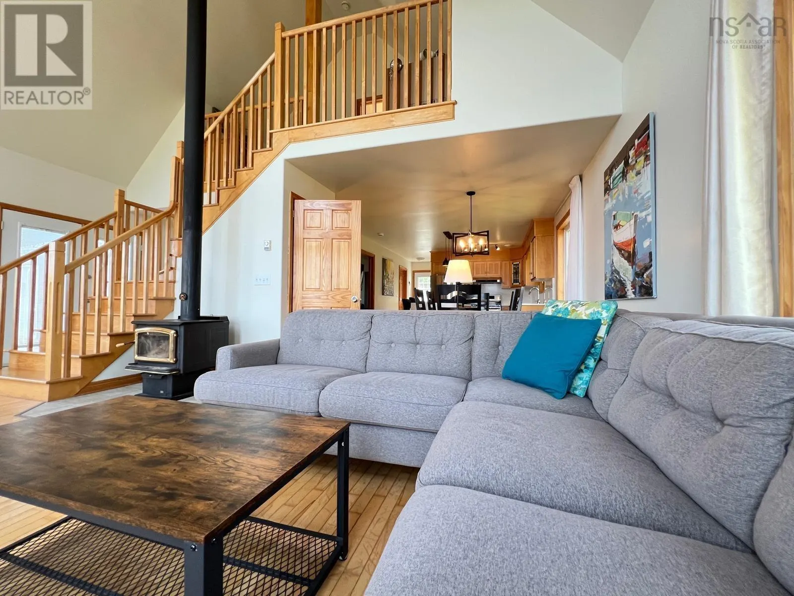 366 Lakeshore Drive