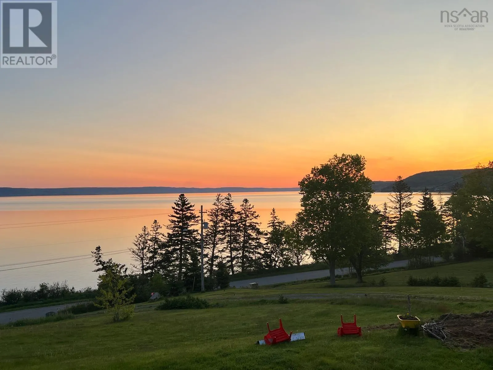 366 Lakeshore Drive