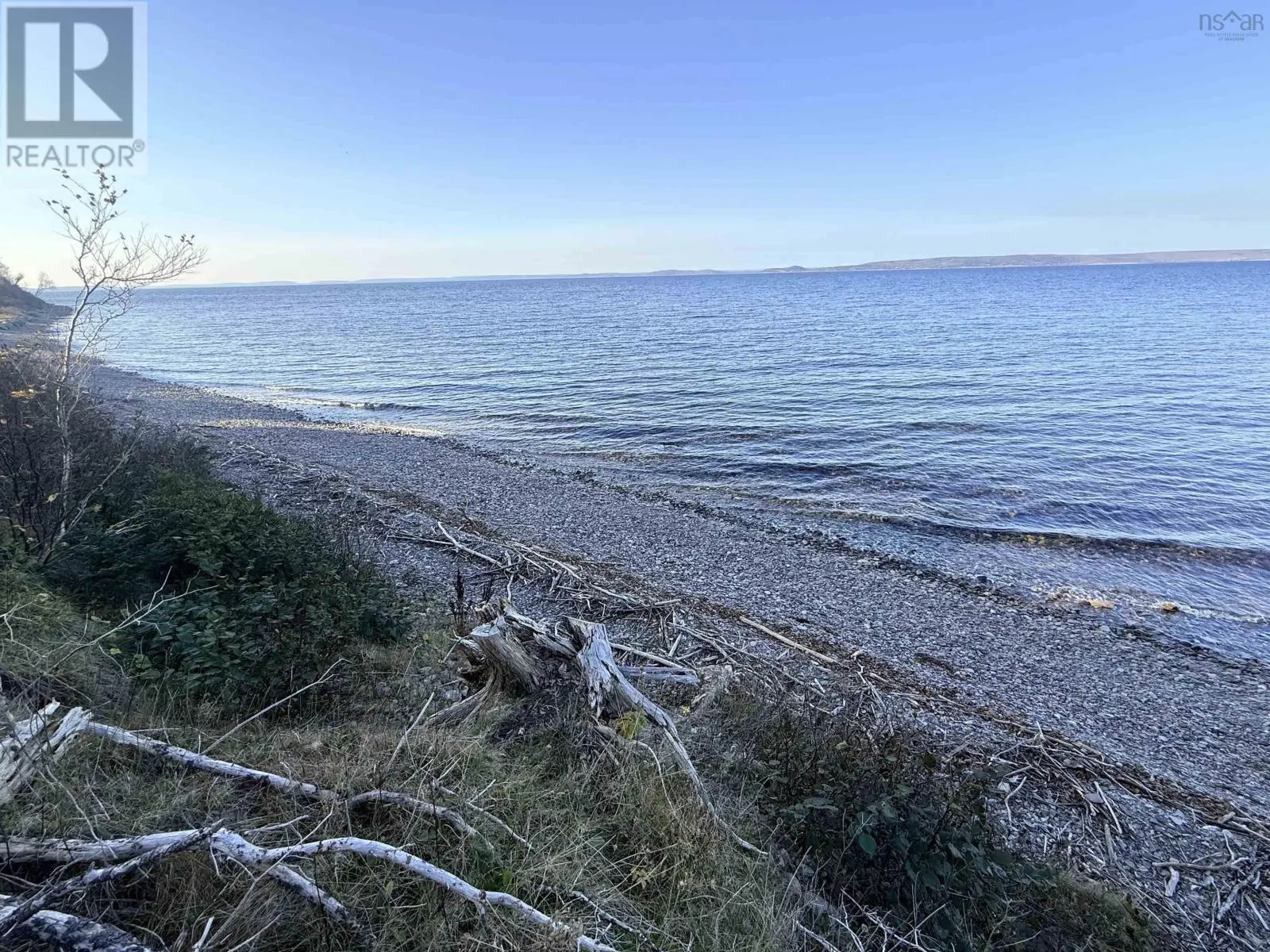 366 Lakeshore Drive
