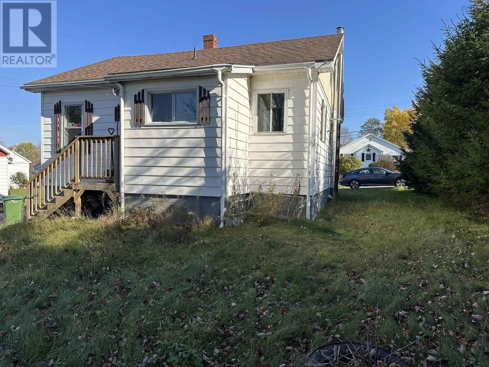 8 Beverly Avenue