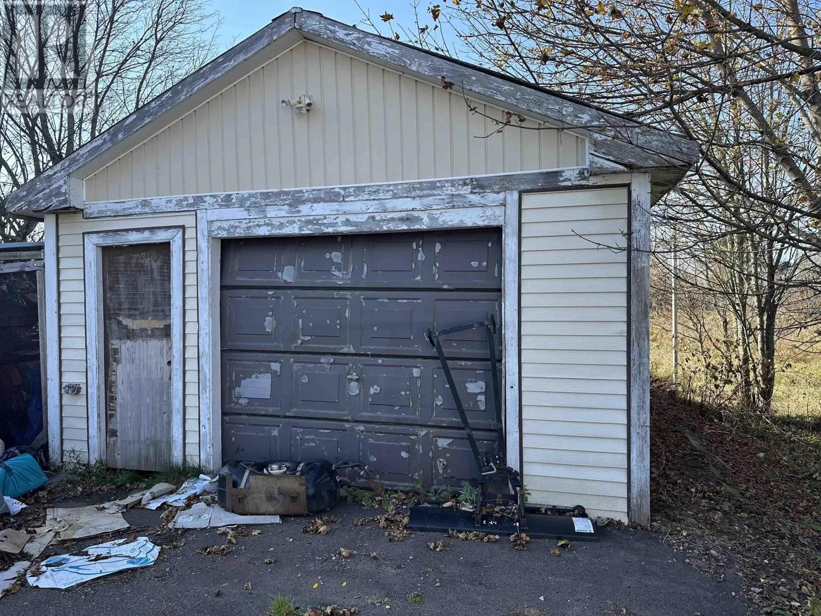 8 Beverly Avenue