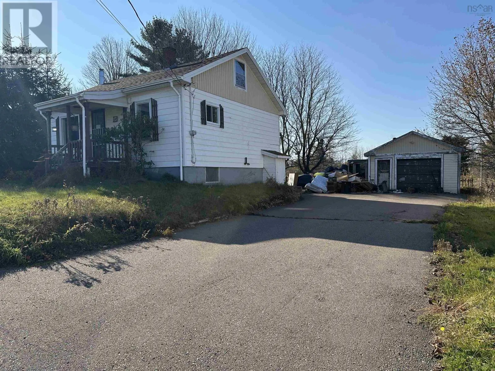 8 Beverly Avenue
