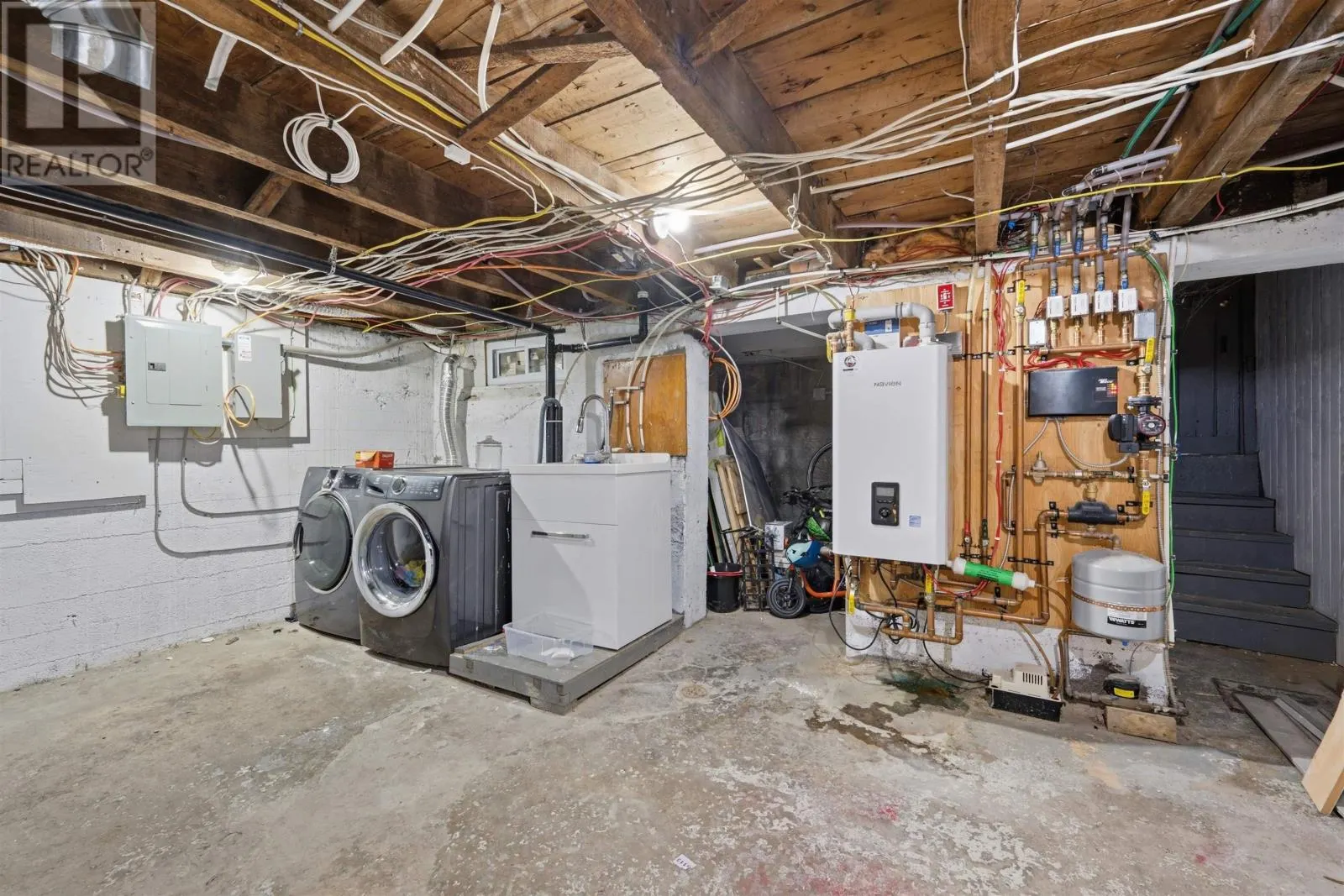 5522 Duffus Street