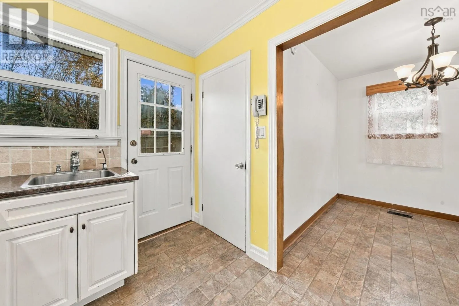 2826 St. Margarets Bay Road