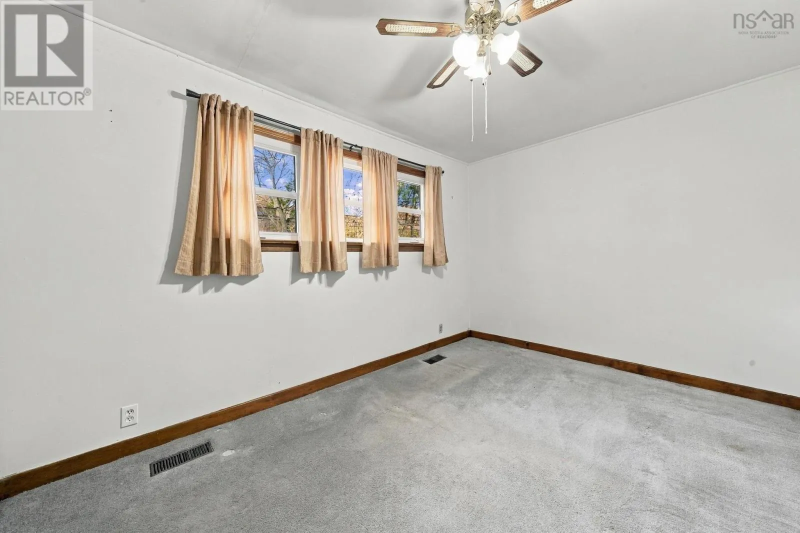 2826 St. Margarets Bay Road