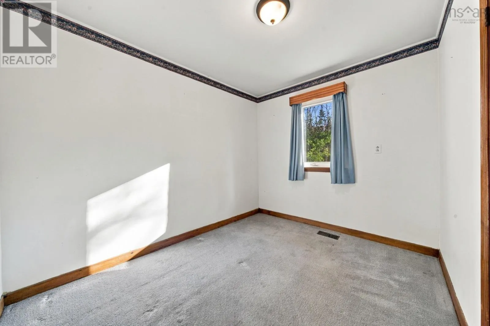 2826 St. Margarets Bay Road