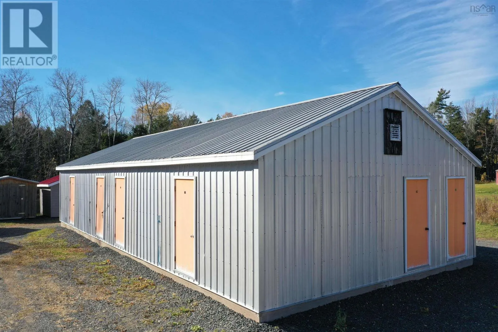 17 Narrows Road