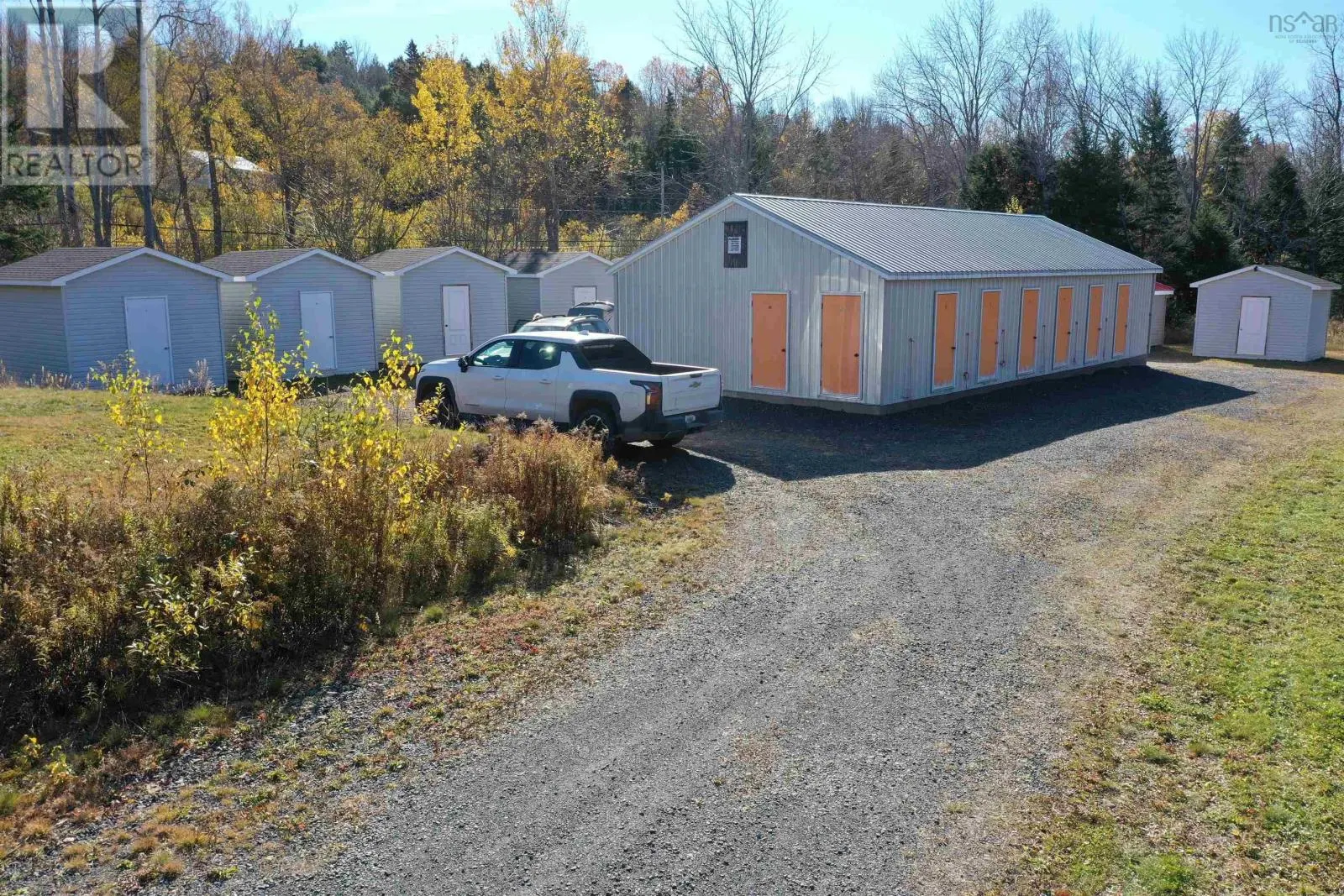 17 Narrows Road
