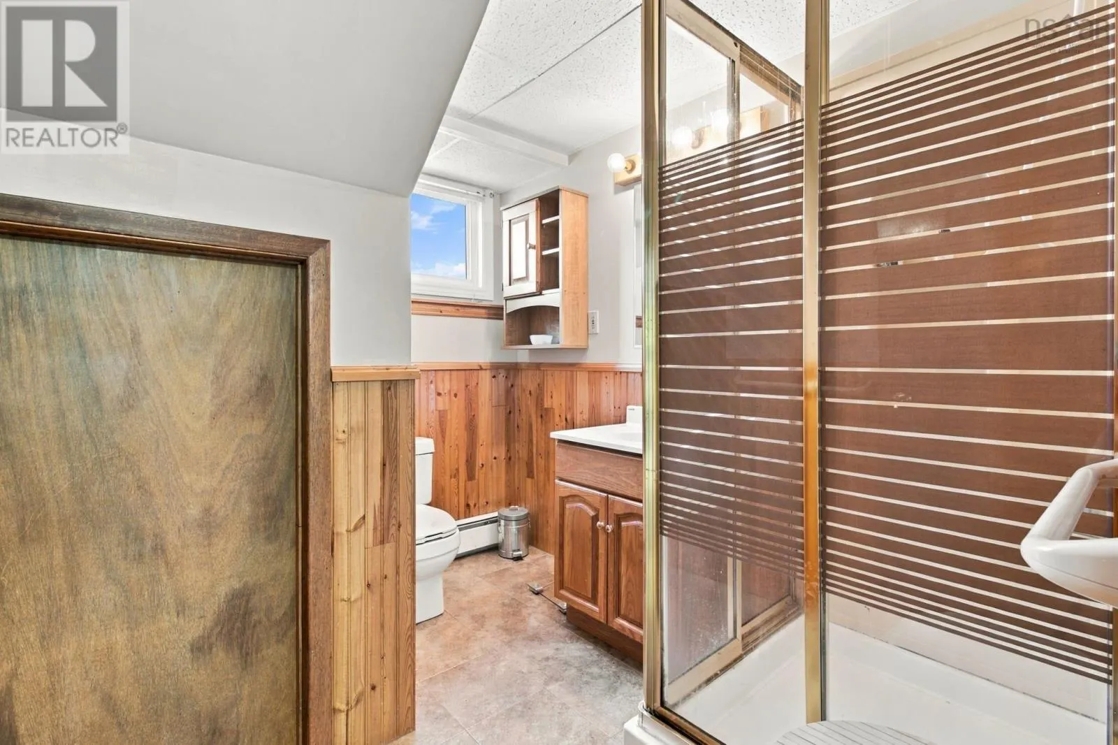 7 Summit Heights Road