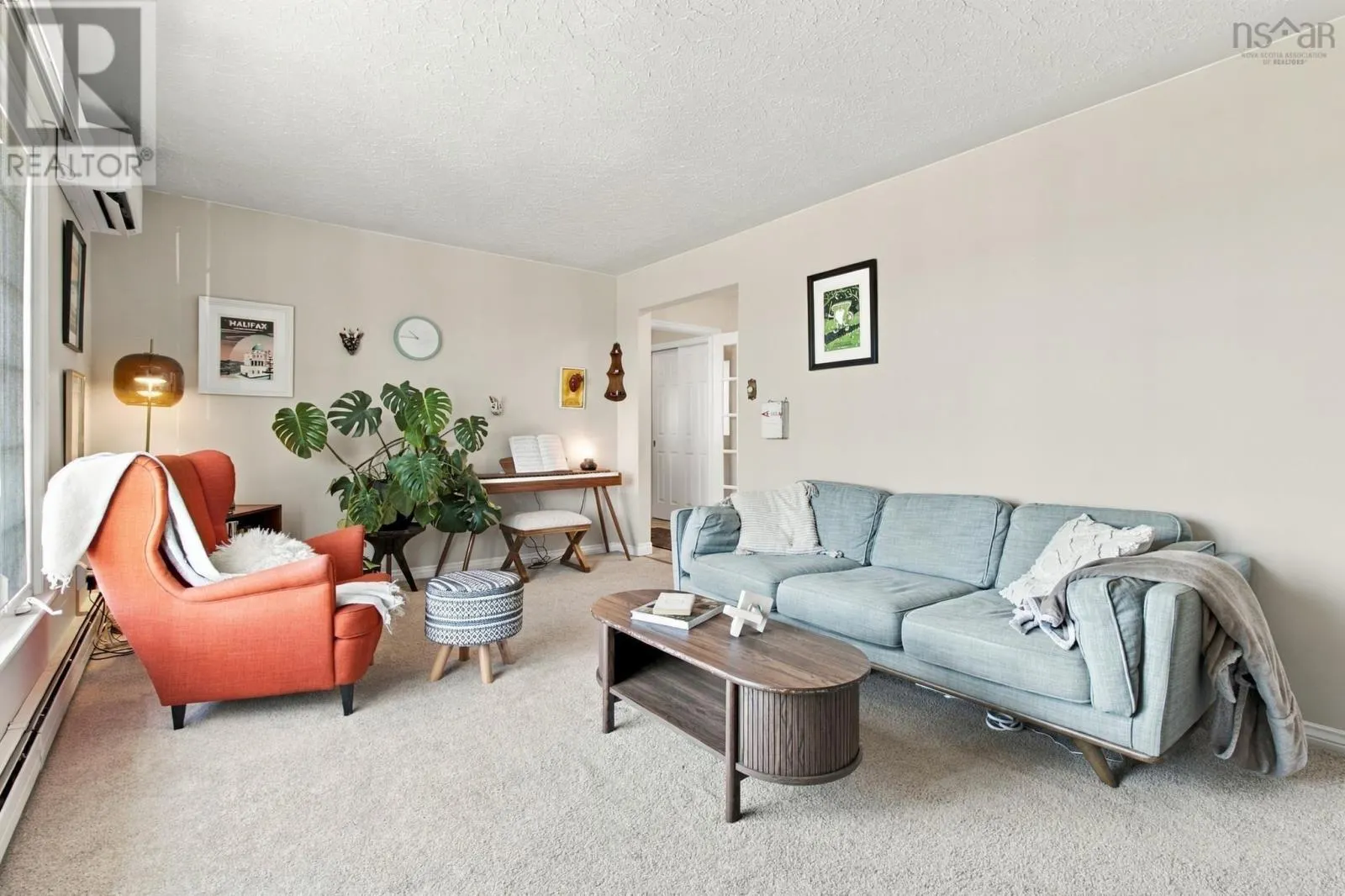 7 Summit Heights Road