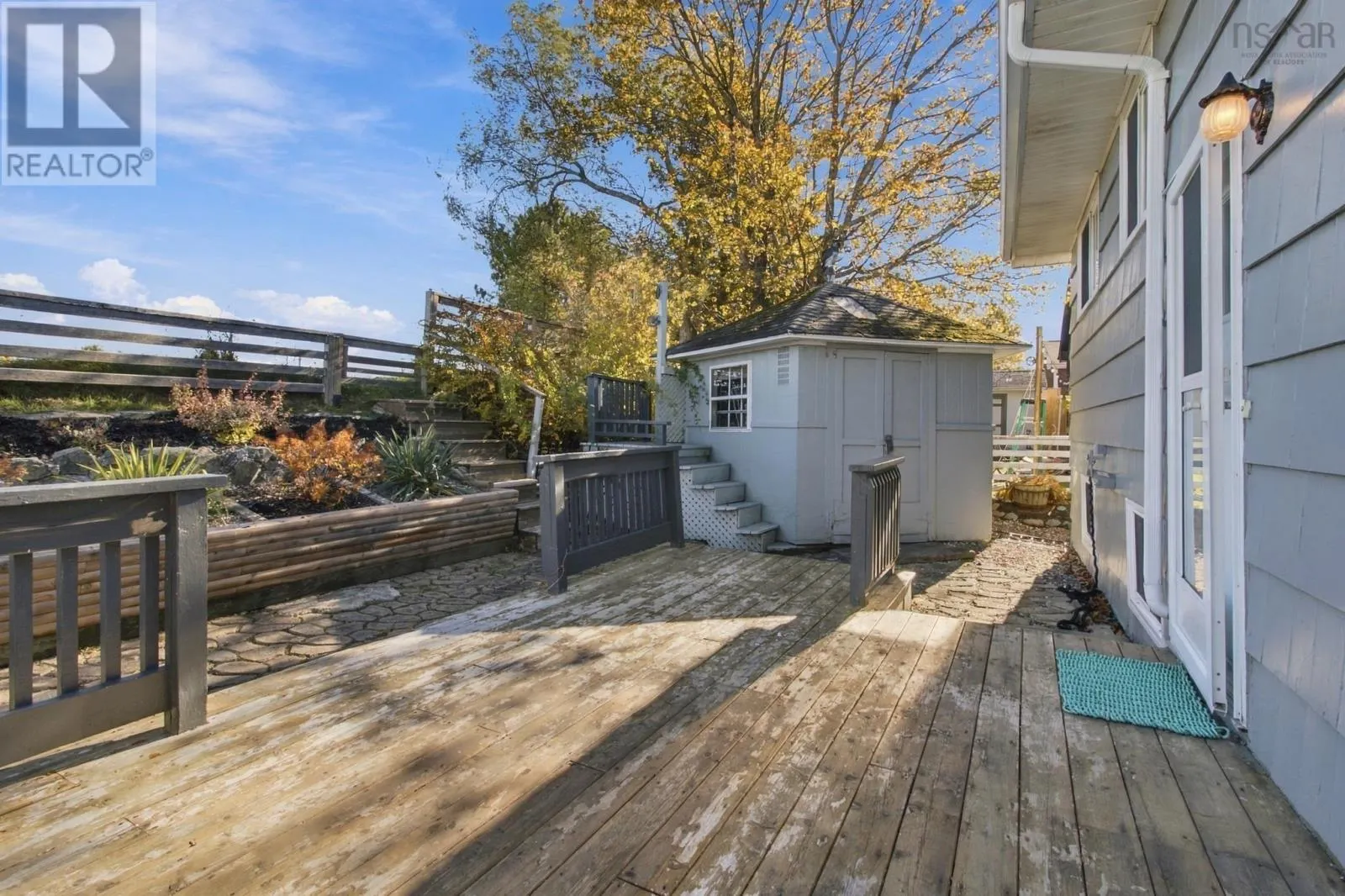 7 Summit Heights Road