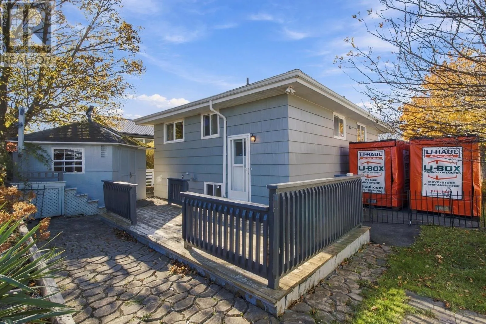 7 Summit Heights Road