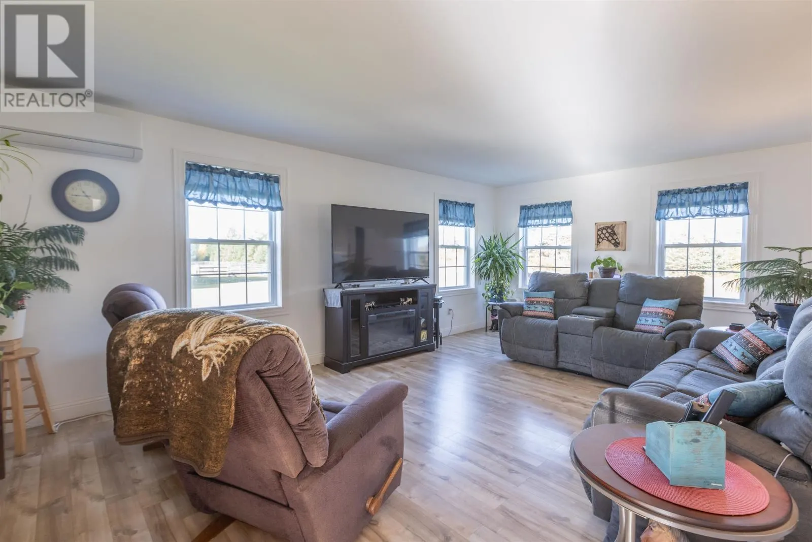 1071 Peters Road