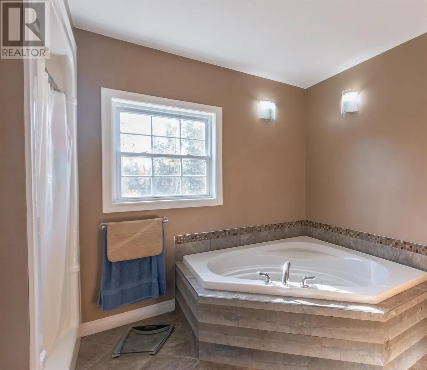 1071 Peters Road