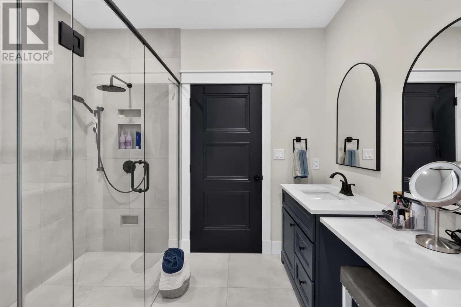 6 Salt Water Lane