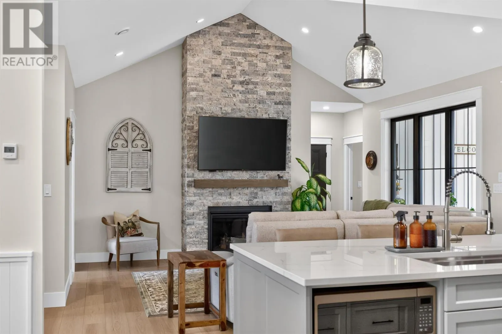 6 Salt Water Lane