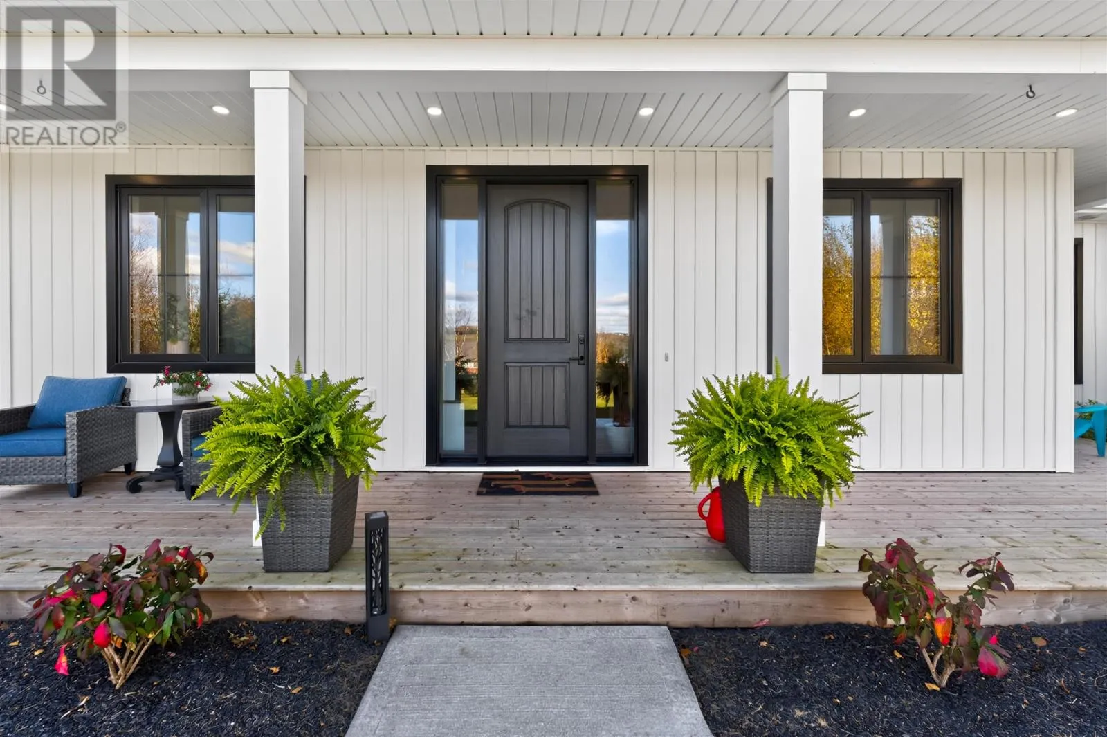 6 Salt Water Lane