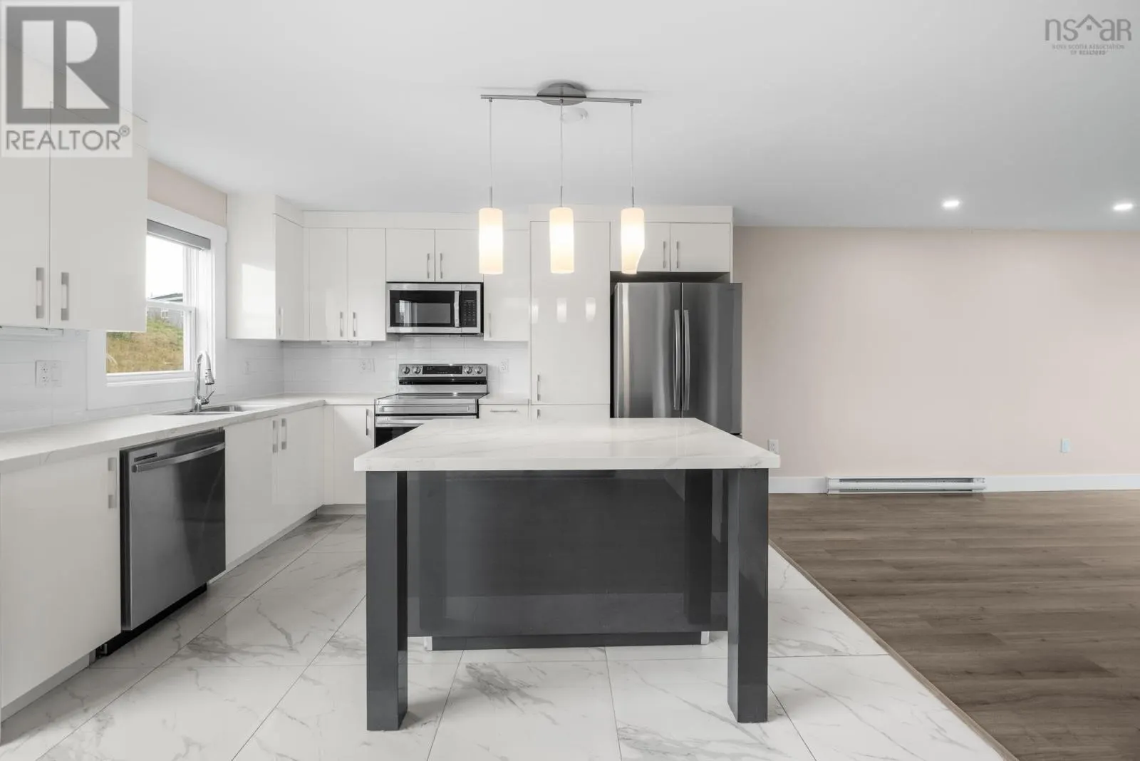 17 Flatrock Crescent