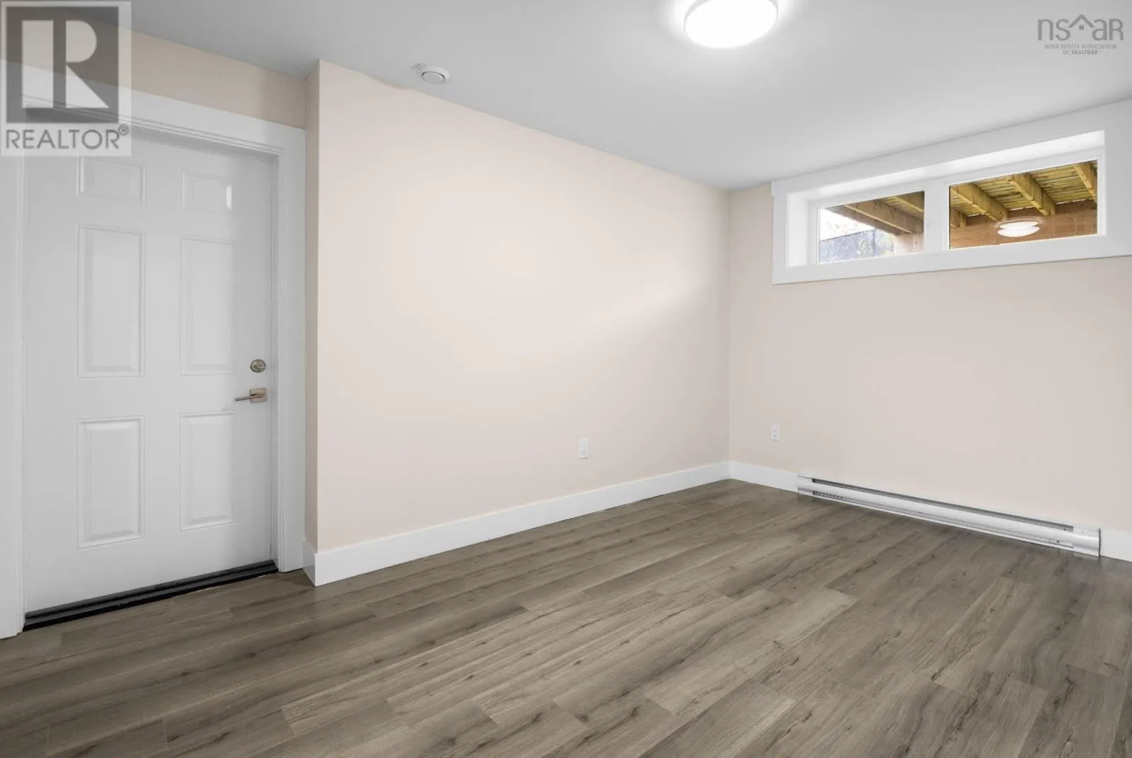 17 Flatrock Crescent
