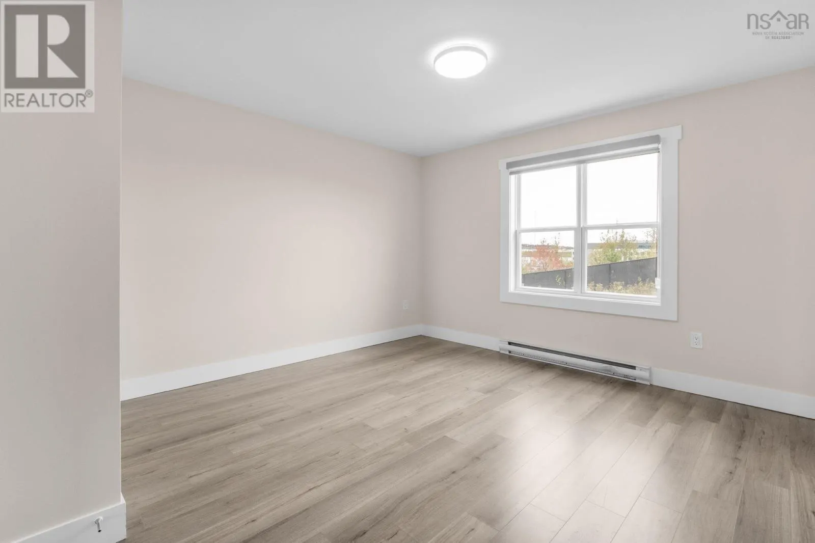 17 Flatrock Crescent