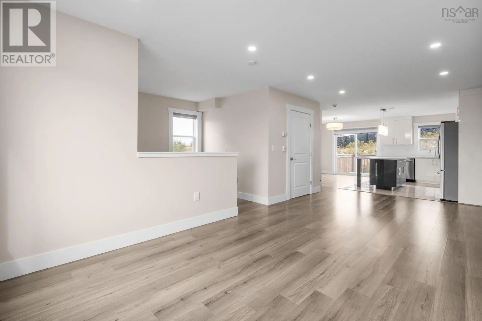 17 Flatrock Crescent