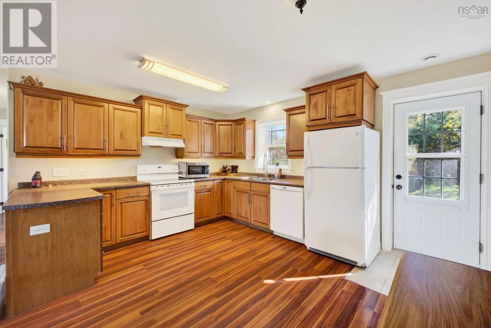 24 JUSTAMERE Drive