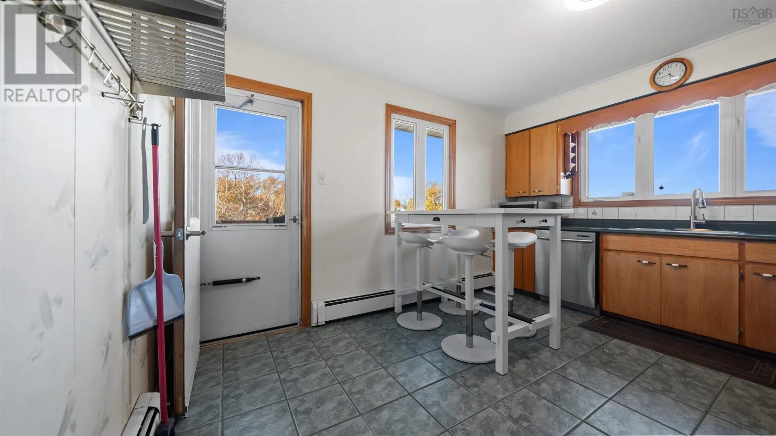 1487 Terence Bay Road