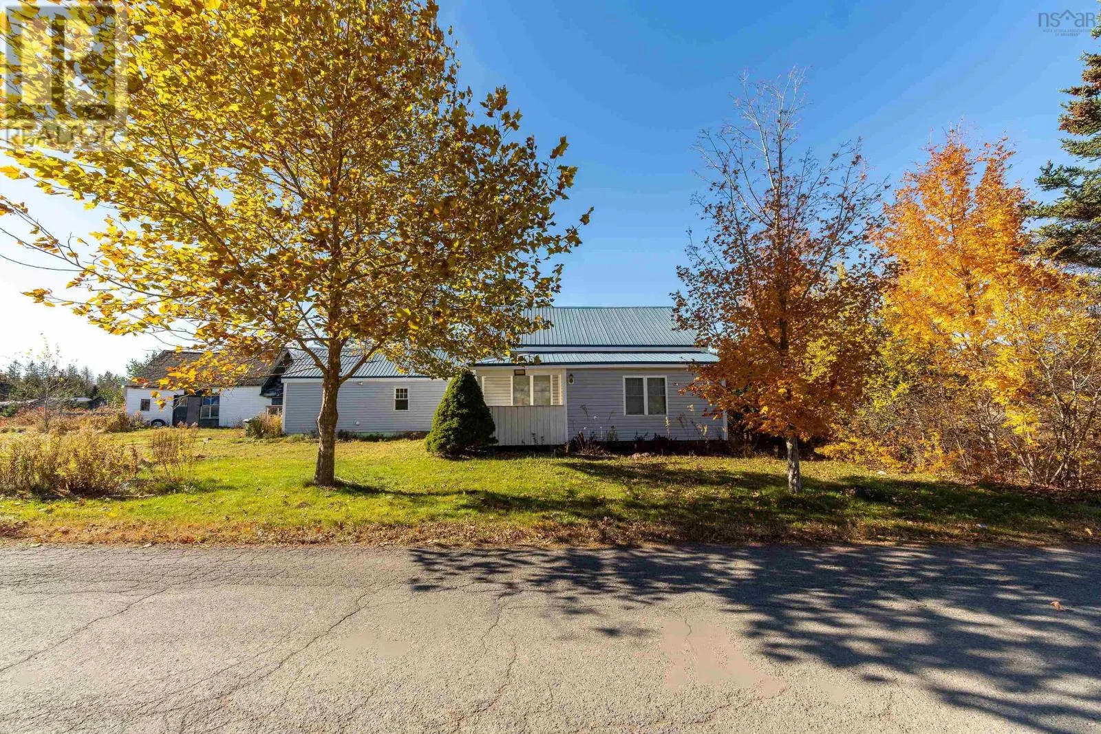 70 Wharf Road