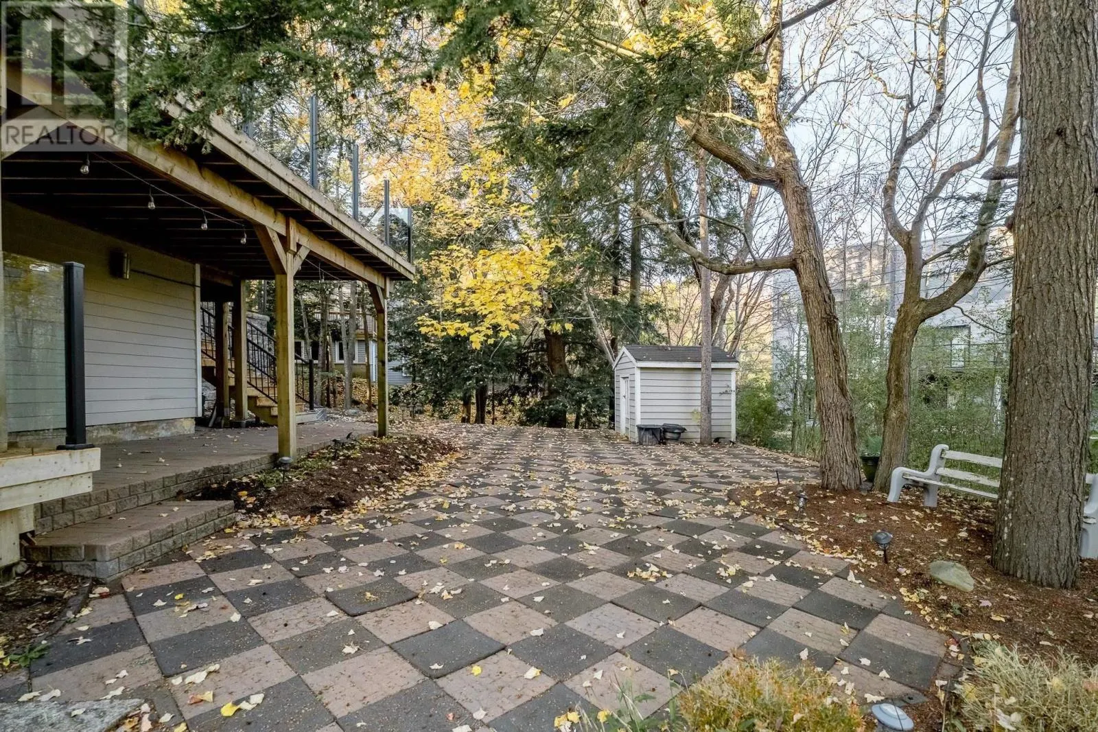 75 Lake Drive