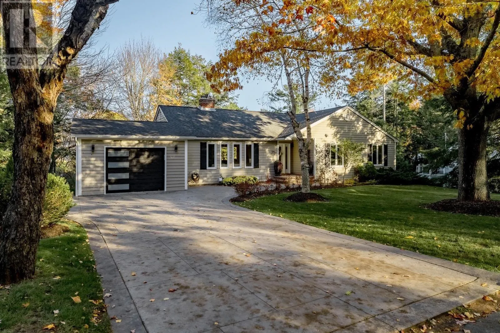 75 Lake Drive