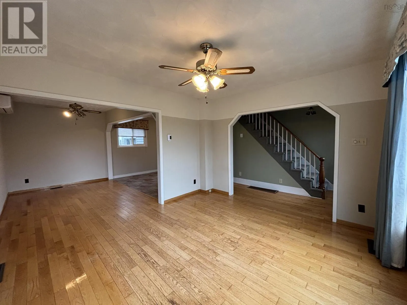 700 Farmington Road
