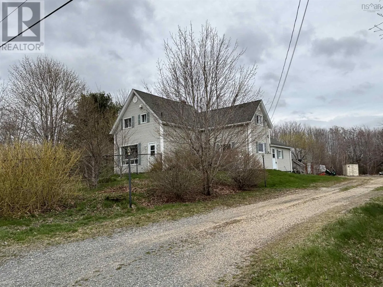 700 Farmington Road