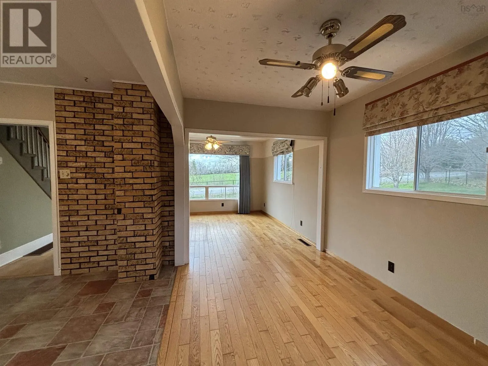 700 Farmington Road