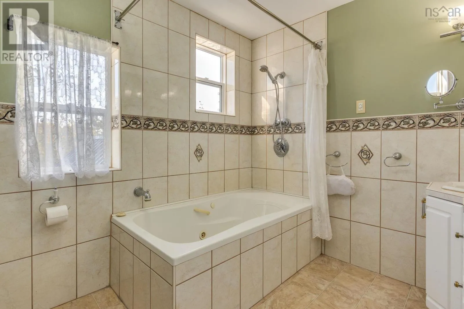 5158 Stellarton Trafalgar Road