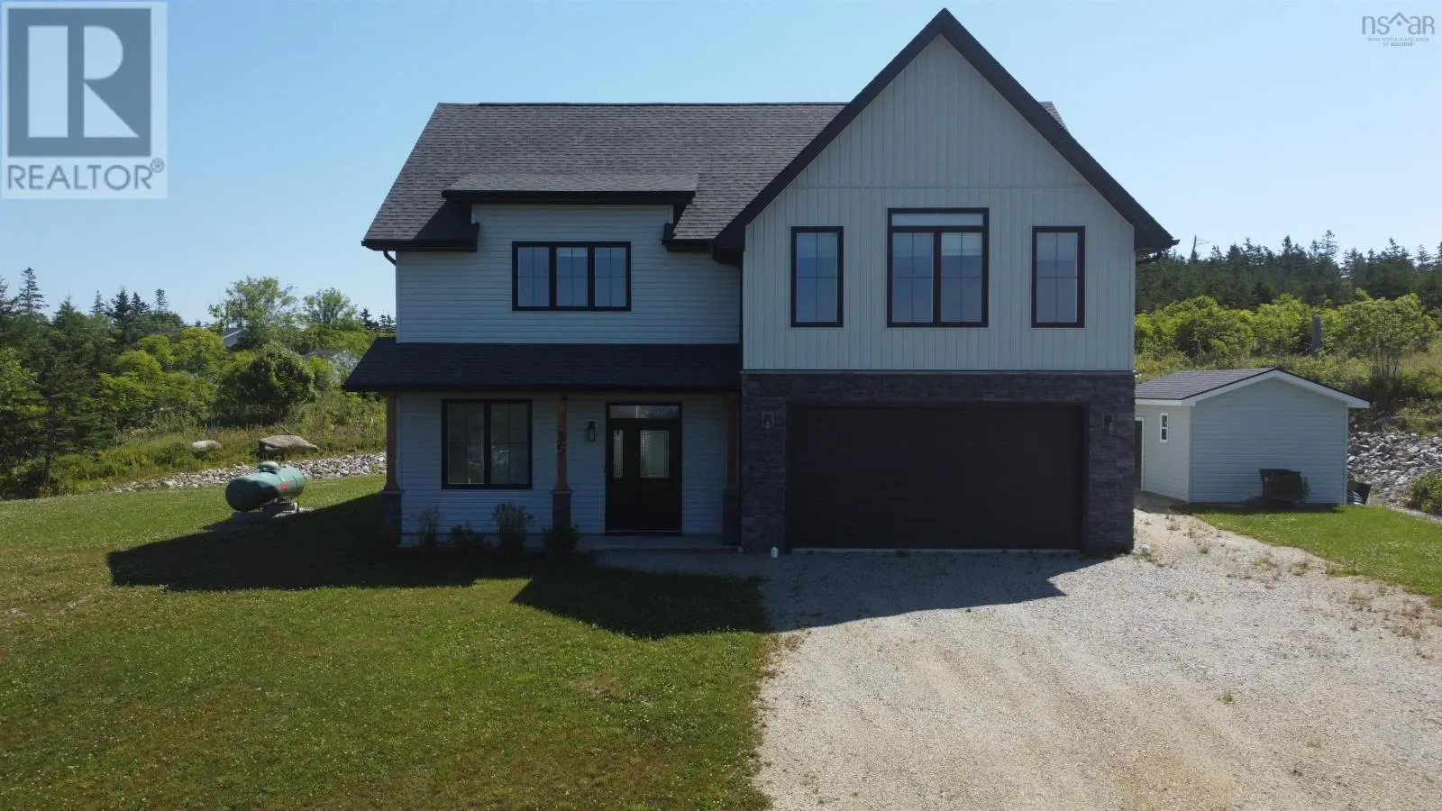 35 Seeland Avenue