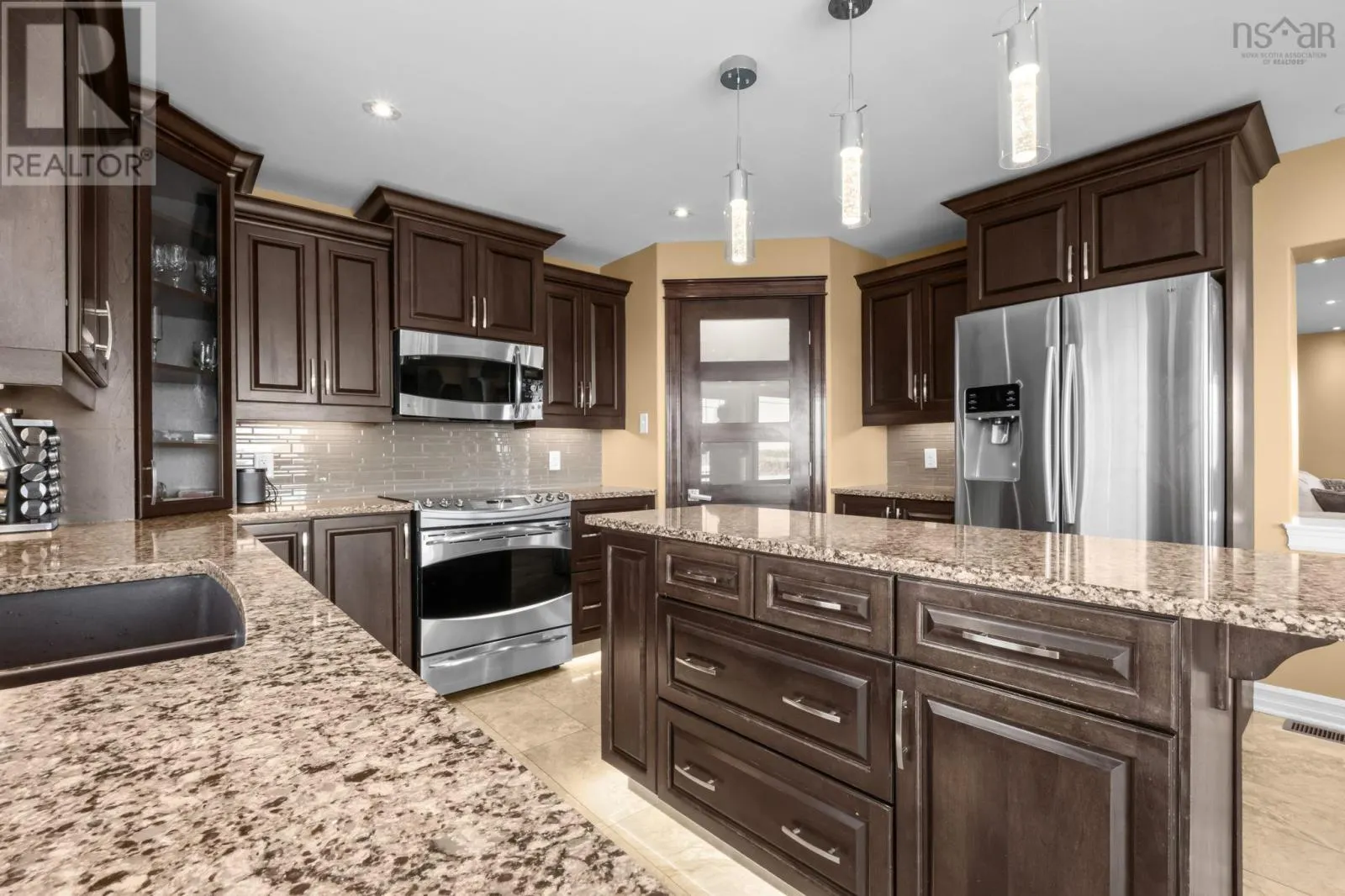 114 Maplewood Drive