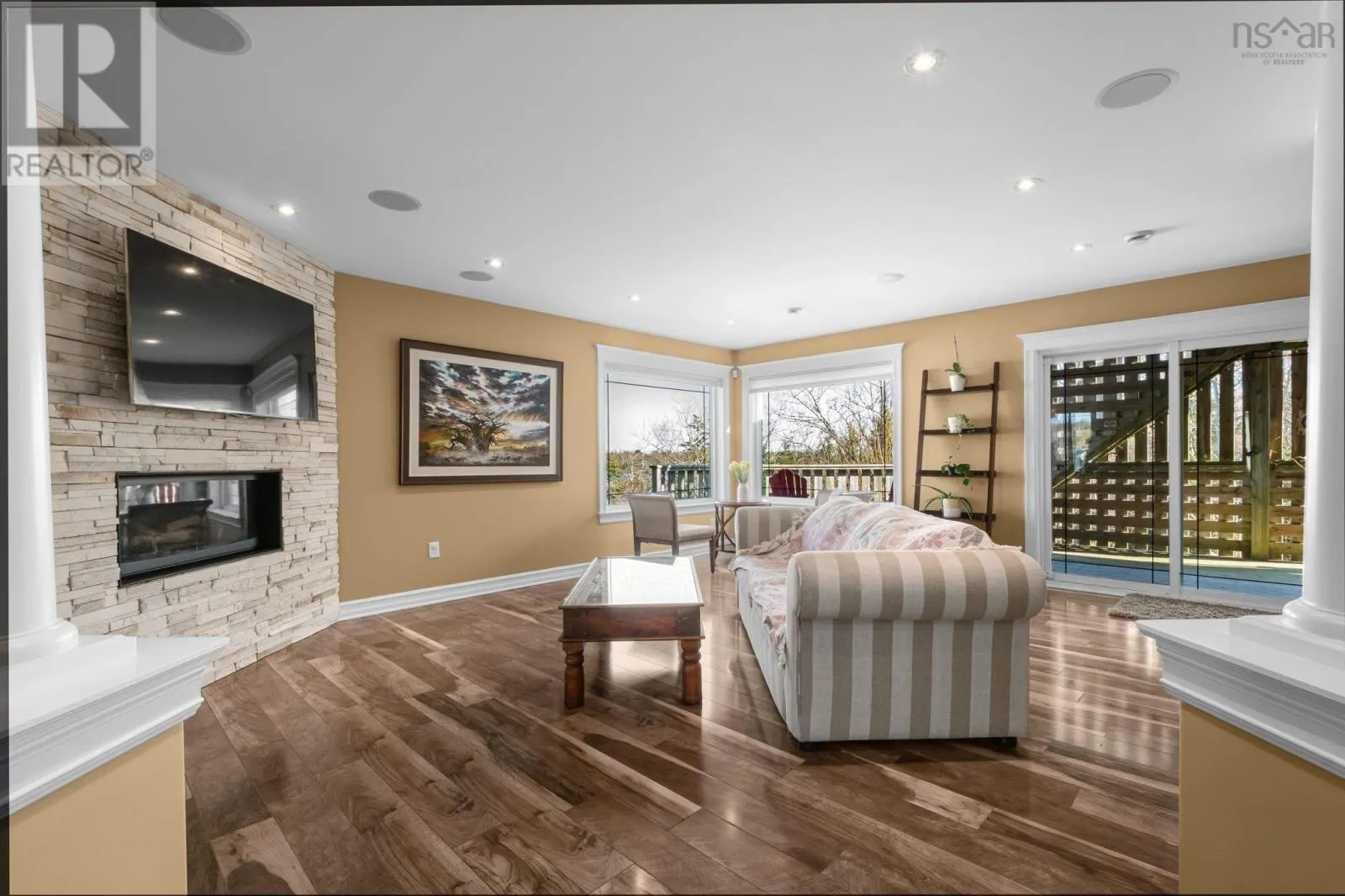 114 Maplewood Drive