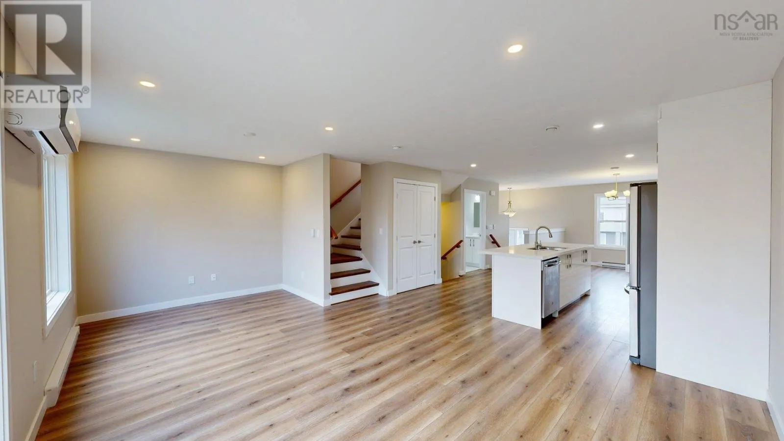 120 Honeygold Drive
