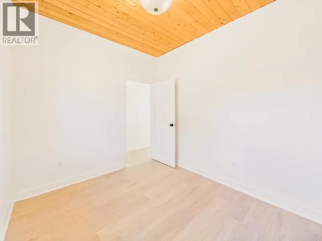4708 REDONDA AVE