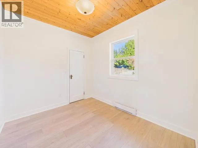 4708 REDONDA AVE