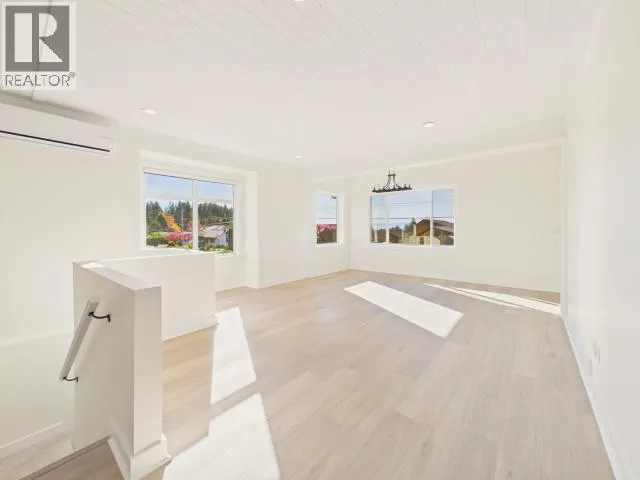 4708 REDONDA AVE