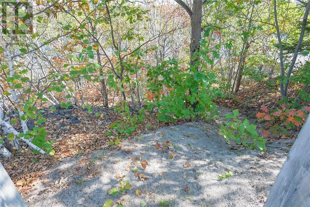 2095 Sunnyside Road
