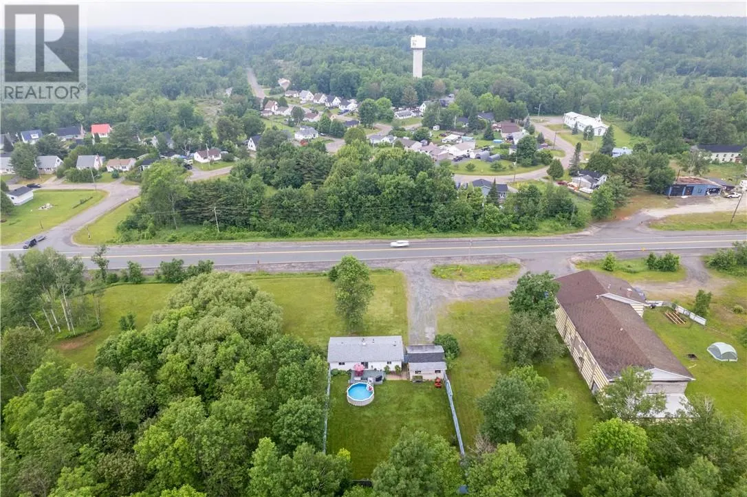 62 Highway 17 E