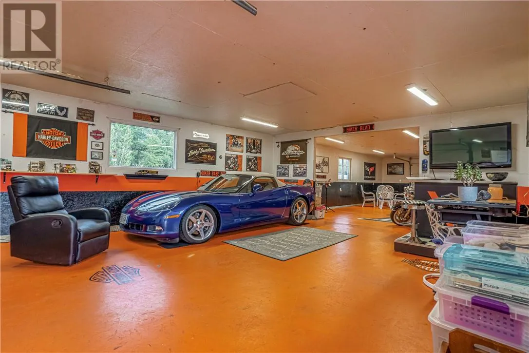 1110 Hwy 17
